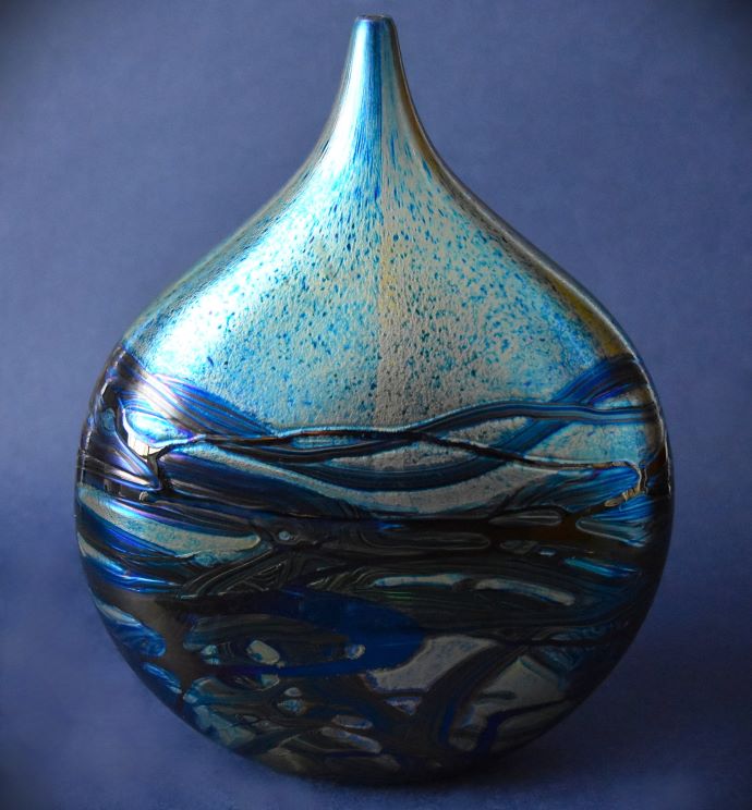 Isle Of Wight Glass Richard Golding Glass Bath Aqua Glass B&W 